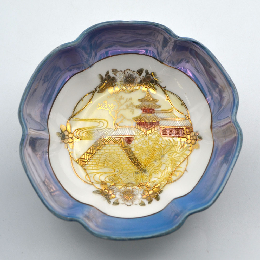 Rakuten - アンティーク ボンボンディッシュ 脚付きボウル 小皿 Noritake オールドノリタケ ラスター彩 金盛 ハンドペイント 英国輸出用 マルキ印 1911-1941年頃 ヴィンテージ キッチン雑貨 テーブルウェア 食器 陶磁器 インテリア 置物 小物入れ トレイ