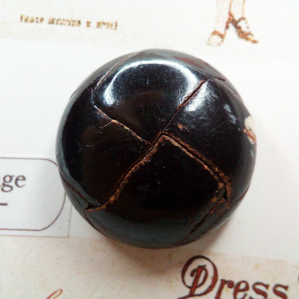 アンティーク ボタン 木製 ウッド 22mm ヴィンテージ ソーイング 裁縫 手芸 雑貨 かわいい メール便OK