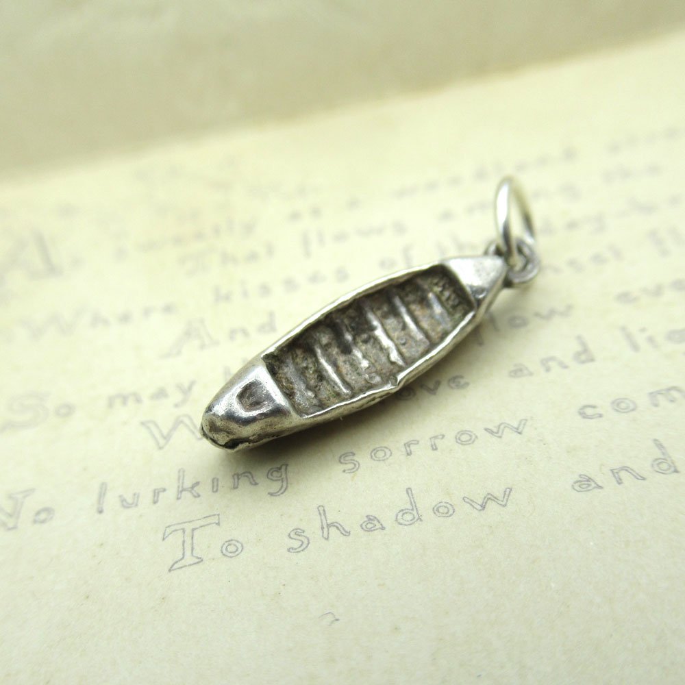 ヴィンテージ ジュエリー チャーム おそらくシルバー925 ボート 少し重いです アンティーク ファッショ..