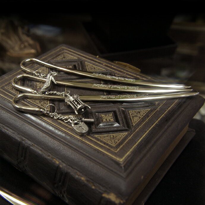 英国製 シルバープレート チャーム付き ブックマーク ステーショナリー 文房具 欧州雑貨 栞 ブックマーカー おしゃれ 銀メッキ ギフト プレゼント 贈り物 メ...