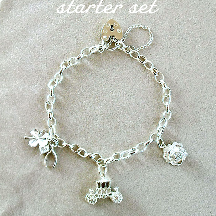 英国製 シルバーチャーム ブレスレットセット スターター ポーチ付き 欧州雑貨 イギリス アクセサリー スターリング シルバー 925 かわいい ギフト プレゼ...