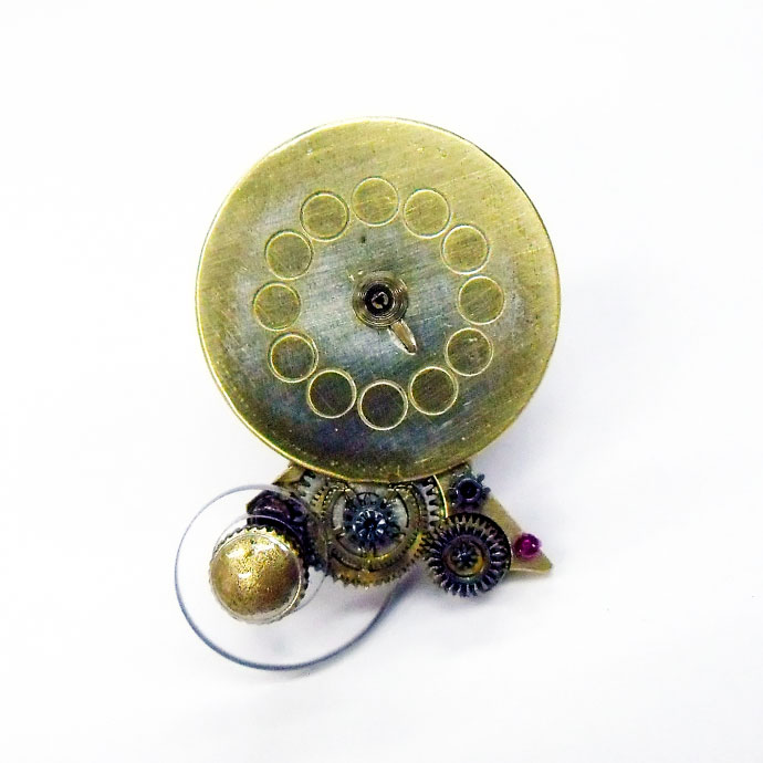樂天商城 - ハンドメイド ブローチ 時計のかけら 006 スプリング 英国製 Julie Robertson 欧州雑貨 ピンブローチ ピンズ ハンドクラフト 手作り おしゃれ 個性的 メール便OK