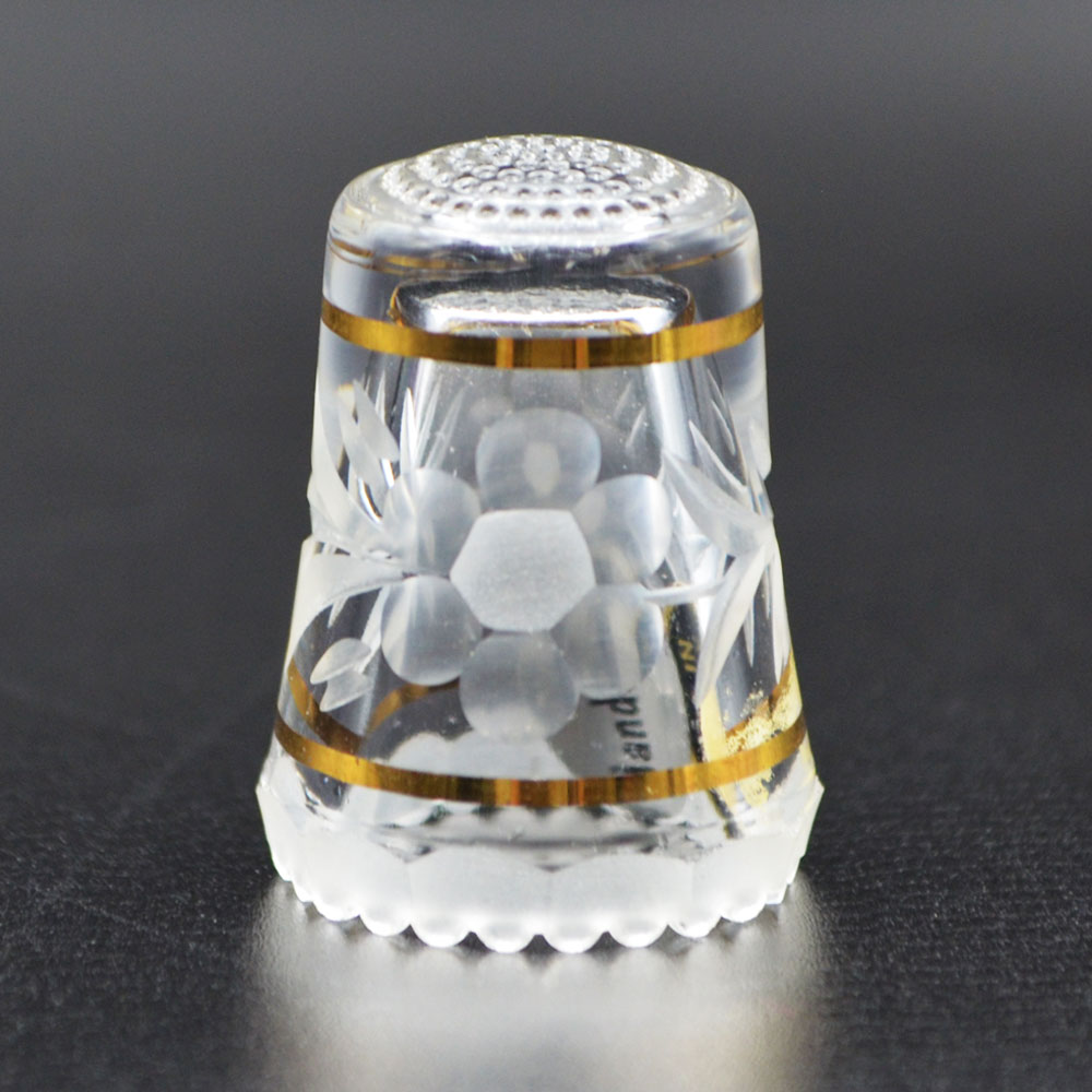 ドイツ製 ガラス シンブル グラヴィール彫刻 ハンドカット ULLMANN GLASS ウルマングラス インテリア 欧州雑貨 裁縫 手芸 ソーイング 指貫 コレクション 3