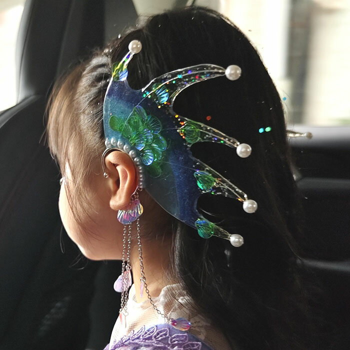 コスプレ道具 人魚の耳飾り 人魚姫 耳飾り アクセサリー 揺れる耳飾り 華やか キラキラ 全3色 ブルー グリーン ピンク 夏祭り 人魚 水着 コスプレ道具 ハンドメイド ハロウィン 仮装 可愛い 人魚姫 コスチューム イベント 舞台 パーティグッズ 発表会 衣装 美しい 個性的