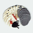 ワッペン 「 カブトムシ幼虫 」可愛いイラストの刺繍ワッペン