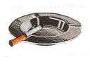 ワッペン「 灰皿とタバコ 」 可愛いイラストの刺繍ワッペン
