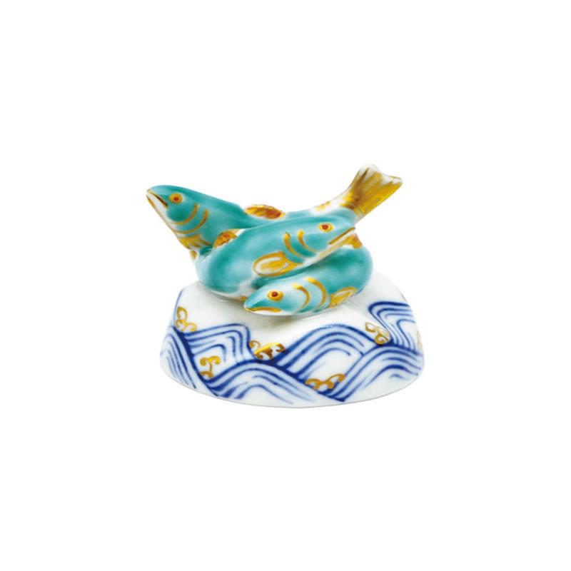 蓋置　色絵　鮎　高野昭阿弥作　（木箱入）