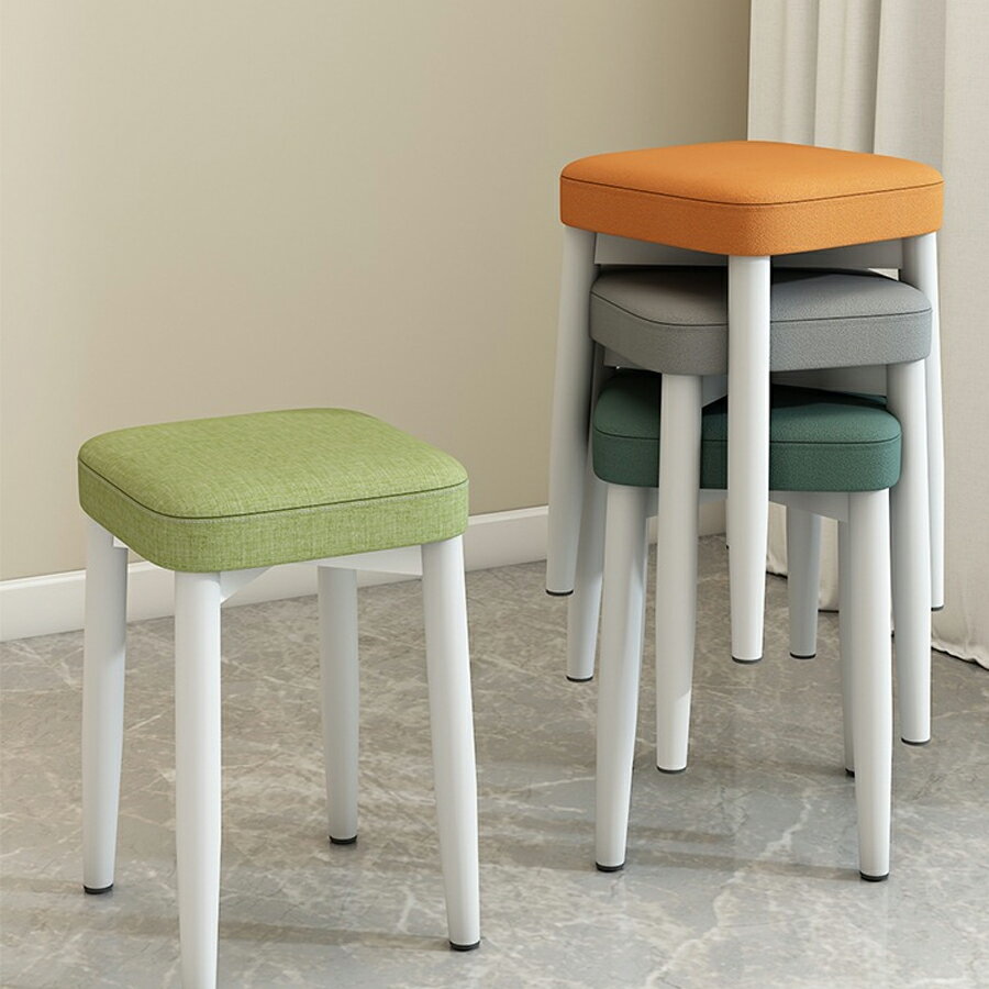 【お得な7%OFFクーポン】スツール椅子 おしゃれ スタッキングスツール 四角 おしゃれ ダイニングチェア 背もたれなし スチール製 角型 イス いす チェア スタッキング デスクチェア リビング 一人暮らし スリム 新生活 来客用