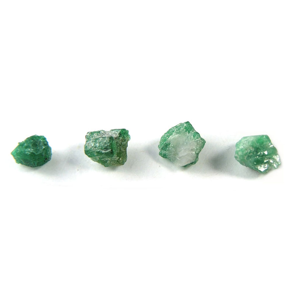  クーポンで10%OFF エメラルド 宝石質 原石 パキスタン Emerald 翠玉 緑...
