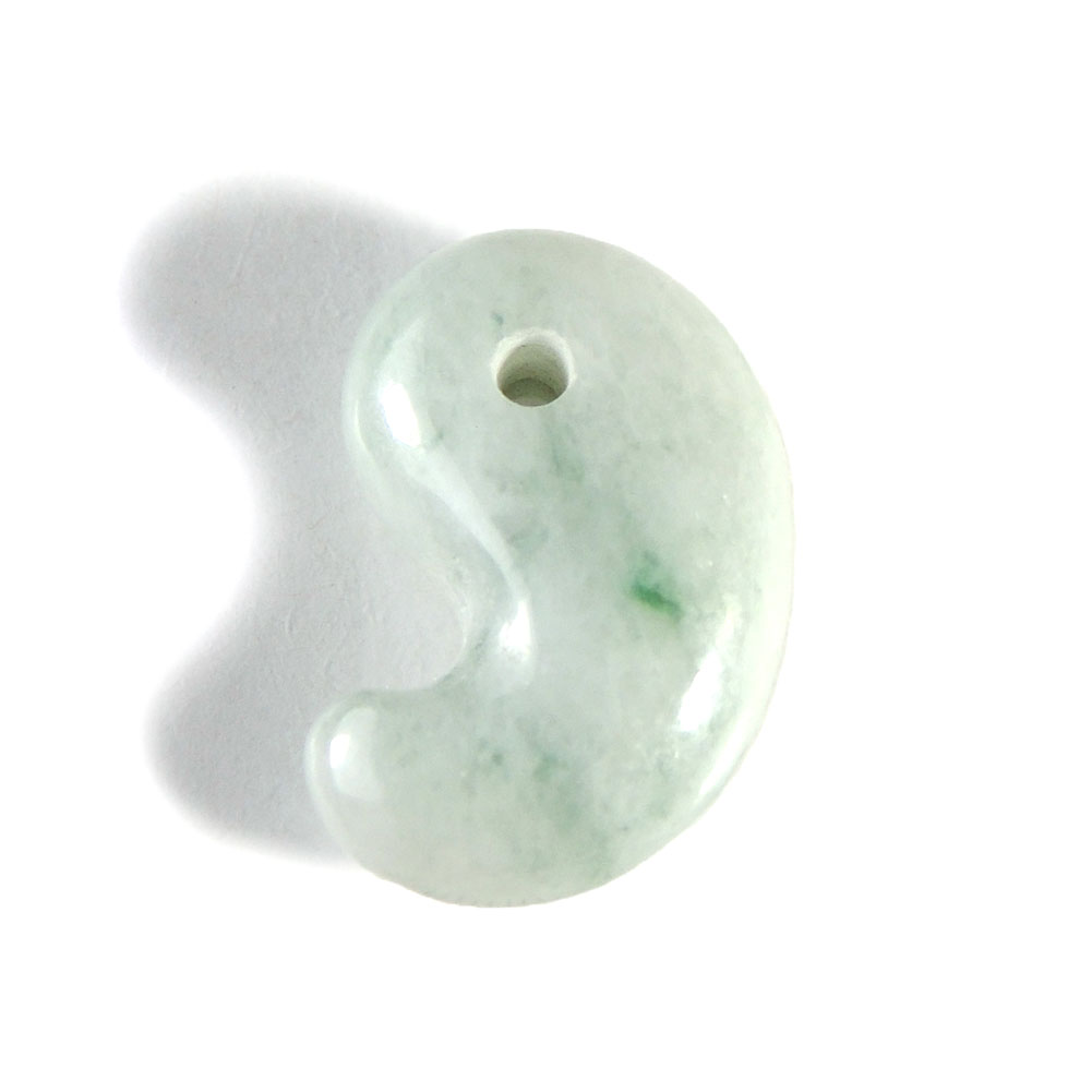 【クーポンで10%OFF】ジェード 翡翠 ヒスイ 勾玉 5月 誕生石 AH-238