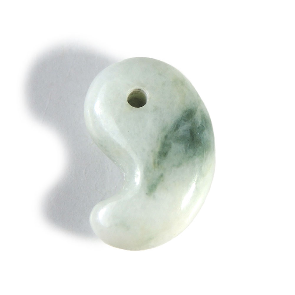 【クーポンで10%OFF】ジェード 翡翠 ヒスイ 勾玉 5月 誕生石 AH-239