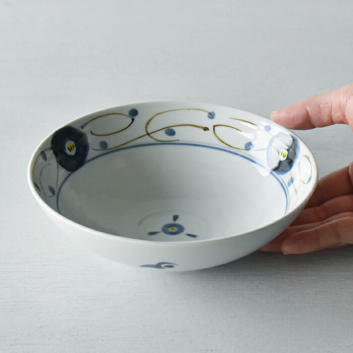 波佐見焼 染小花 ボウル 中 Φ15.5×5cm おかず鉢 ボール うつわ 和食器 お皿 食器 はさみ焼 磁器 電子レンジ使用可 通販 楽天 HASAMI おしゃれ 赤絵小花