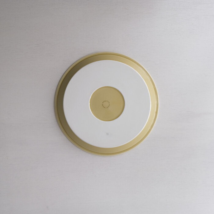 波佐見焼 es plate 24cm 黄磁釉 Φ24.5×高さ2.5cm 約600g お皿 プレート はさみ焼 磁器 エッセンス 通販【essence】 HASAMI おしゃれ