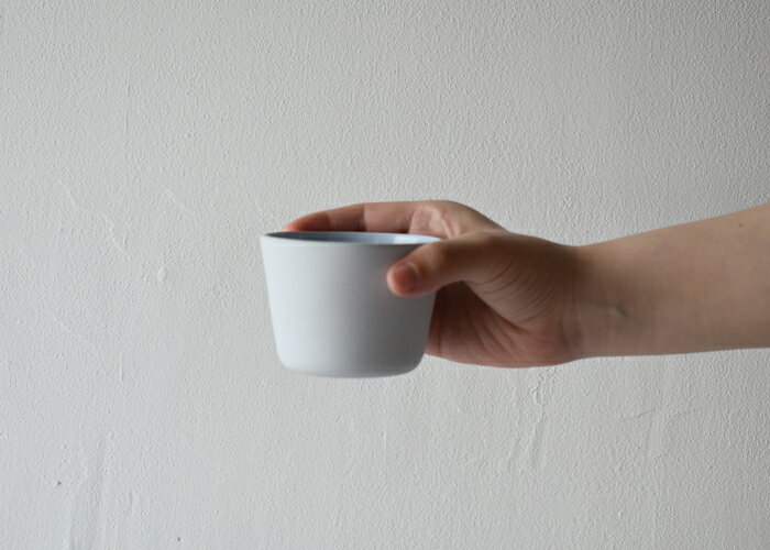 波佐見焼 essence of life pale ペイル カップ WT 180ml ホワイト ドリンクカップ デザートカップ コップ お茶 めんつゆ はさみ焼 磁器 エッセンス ギフト 贈り物 通販 有田焼としても流通 HASAMI おしゃれ