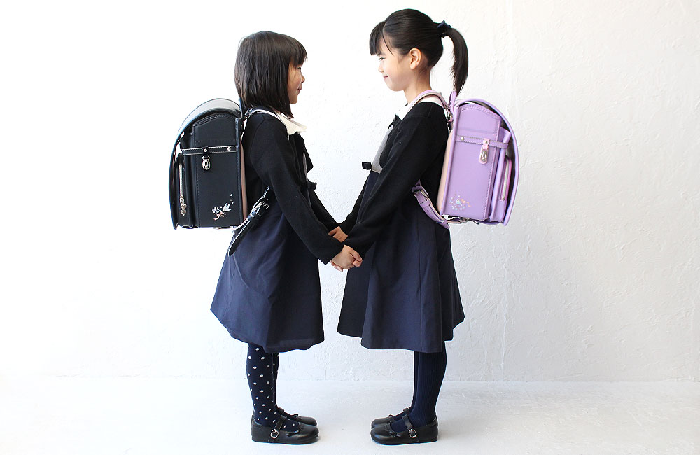 楽天市場 24年モデル ランドセル 女の子 フィットちゃん 女の子 リトルチュチュ シスター 赤ずきん 新品番 刺繍 日本製 キャメル レッド ピンク ラベンダー ネイビー ハシモト ナチュラル 送料無料 クラリーノ 6年保証 シンプル おすすめ カバンの店 東西南北