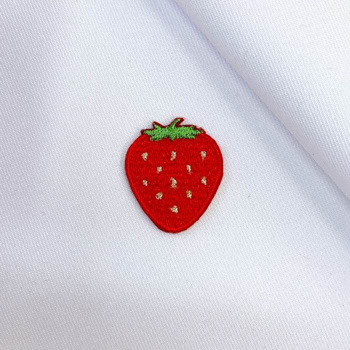 【訳あり】 イチゴ 刺繍 ワッペン アップリケ アイロン ハンドメイド 果物 いちご 苺 ストロベリー 可愛い 入園 入学 幼稚園 保育園 男の子 女の子 大人向け 先生 赤