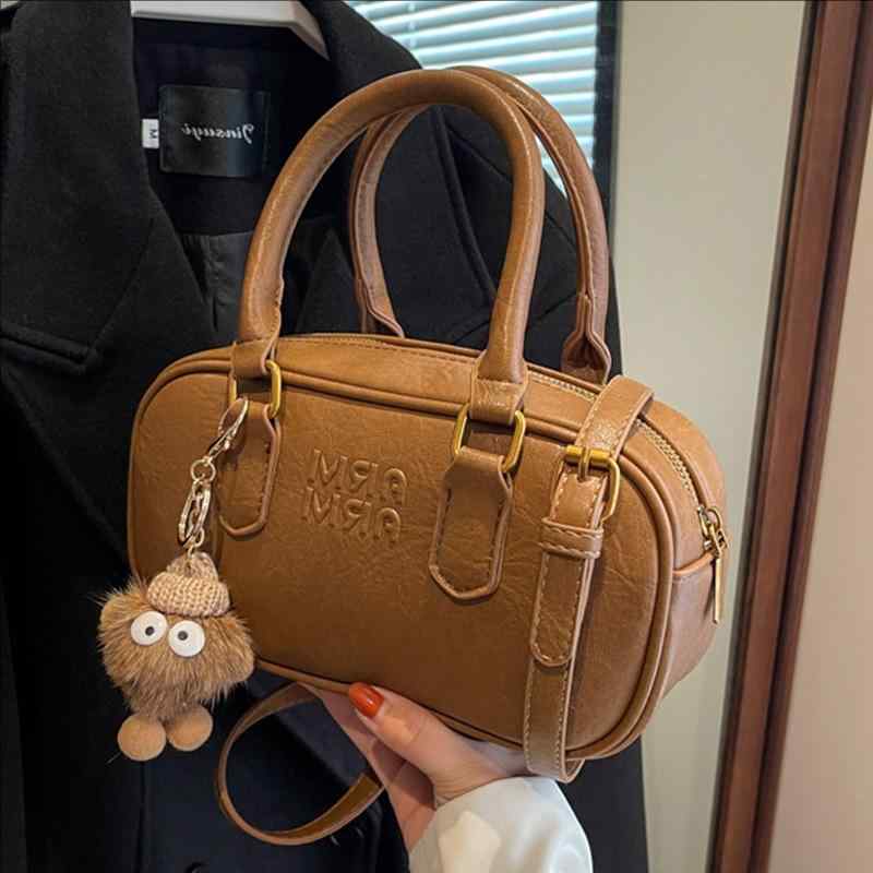 ショルダーバッグ レディース 枕型 鞄 小さめ PUレザー 車縫線 ブラック コーヒー ブラウン 日常使い(4)