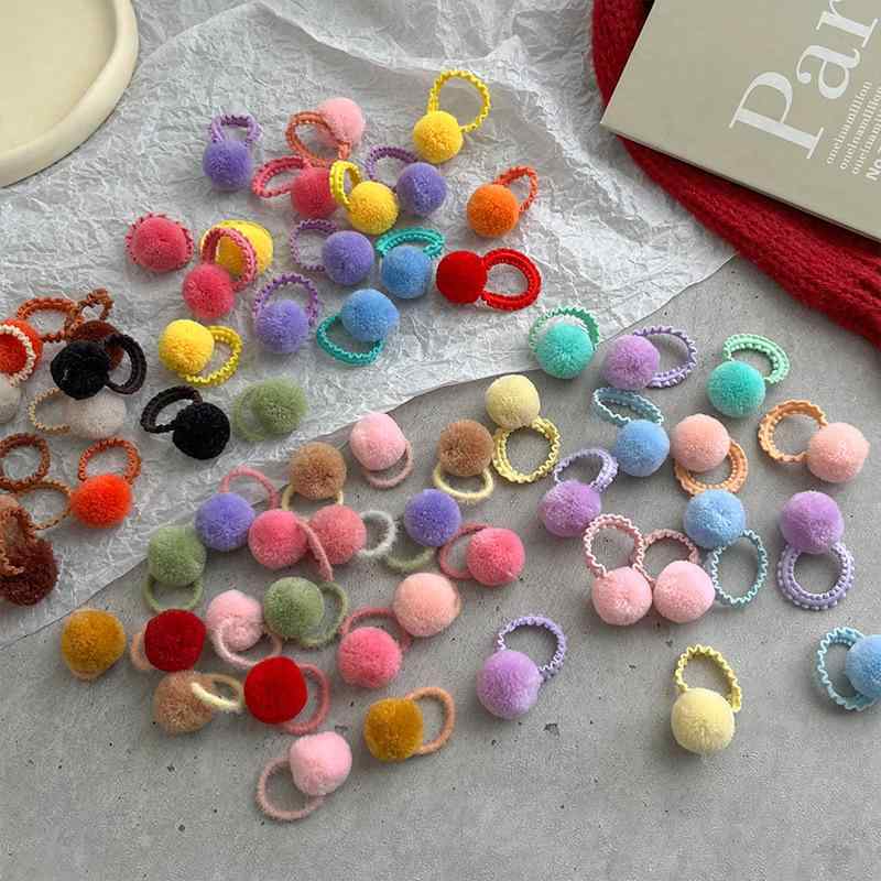 ヘアゴム キッズ 女の子 髪飾り ヘアアクセサリー 髪留め 毛糸 ボンボン付き かわいい パステルカラー ..