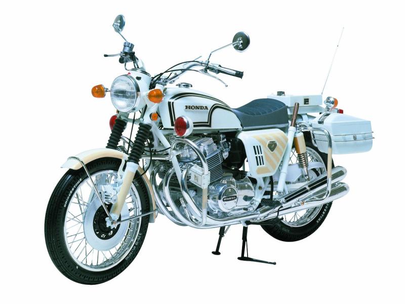 【中古】タミヤ 1/6 オートバイシリーズ No.4 Honda CB750 ポリスタイプ 16004