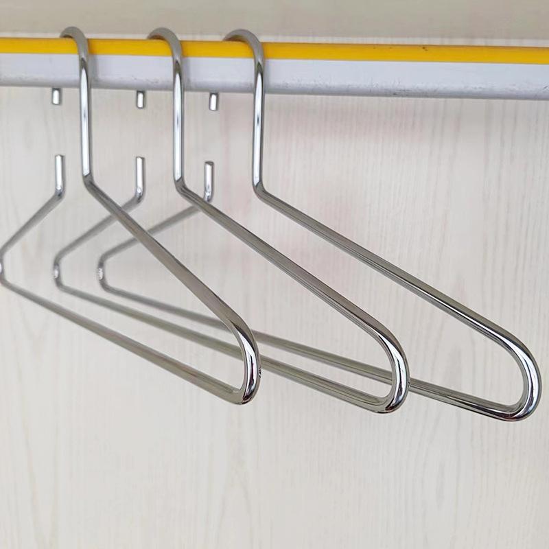 ハンガー 厚手金属 スーツ コート用 滑り止め 衣類ハンガー 服 дома用 洋服店 シルバー ゴールド ブラック