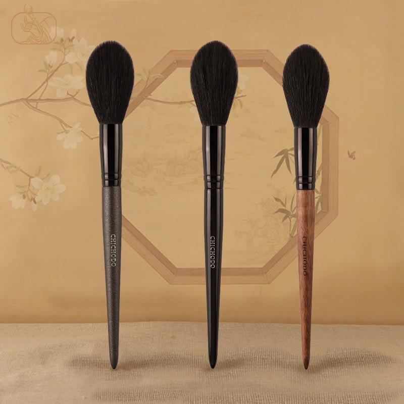 チークブラシ ハイライトブラシ 化粧ブラシ 羊毛 長柄 黒 原木色 グレー メイクブラシ