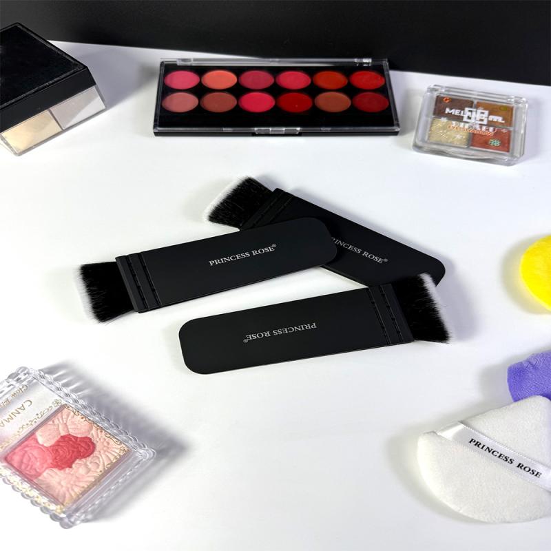 チークブラシ フラットブラシ フェイスブラシ パウダーブラシ シェーディングブラシ メイクブラシ メイク道具 ナイロン ブラック