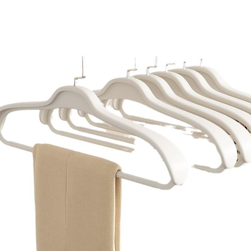 ハンガー 男性用 レディース 型崩れ防止 滑り止め スーツ コート ジャケット用 衣類ハンガー 幅広 肩パッド付き プラスチック製