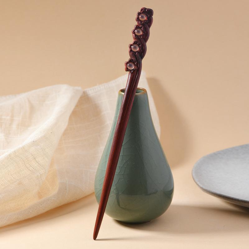 かんざし レディース レッドサンダルウッド 両面彫刻 ヘアアクセサリー レトロ的 髪飾り 新中国風 古風 チャイナドレス 豪華感 花柄