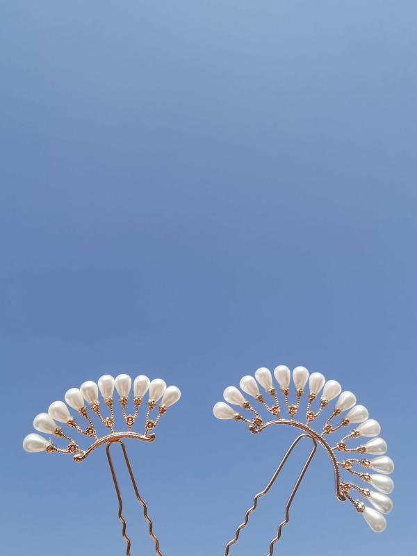 ヘアアクセサリー レディース 明制髪飾り かんざし レトロ中国風 ヘアピン 合金 花柄 リーフ 鳳凰 クラウン 電気メッキ加工 結婚式 誕生日 記念日 独立包装...