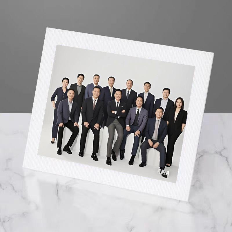 フォトフレーム 写真立て アクリル製 卓上 豪華感 ギフト 企業 スタンドタイプ 203mm 152mm