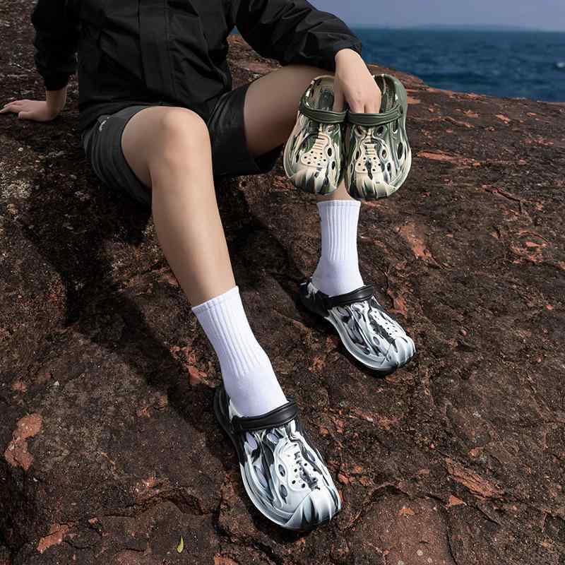 サンダル メンズ 迷彩 スリッパ 2way 穴あきサンダル スポーツサンダル 防滑 EVA 厚底 カーキ 黒 白 ビーチサンダル ガーデンシューズ アウトドア 普段使い