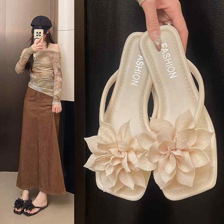 サンダル レディース 大きいサイズ フラットソール トング 花柄 ビーチサンダル 春夏 黒 白 ベージュ ..