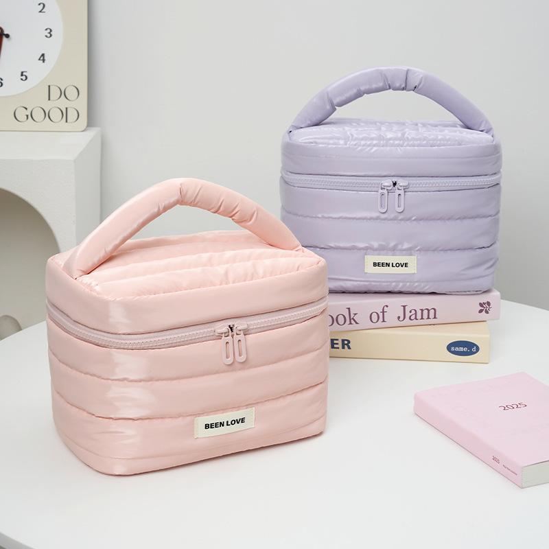 化粧ポーチ レディース 開閉式 メイクポーチ 旅行用 収納バッグ 無地 車縫線 マカロンカラー 防水 拡張機能付き 桜ピンク グレー パープル ブラック