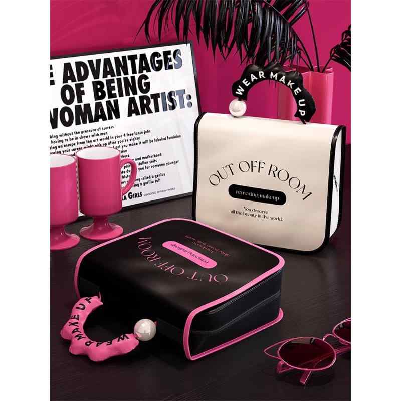 化粧ポーチ レディース 大容量 防水 軽量 携帯用 コスメポーチ メイクポーチ 旅行用 普段使い ポリエス..