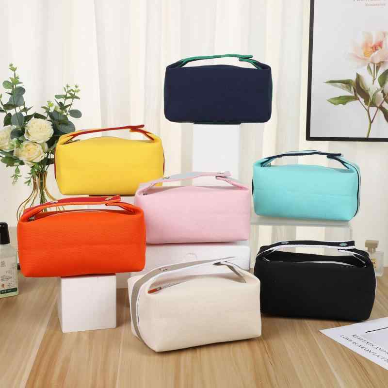 化粧ポーチ レディース メンズ 帆布 キャンバス 洗面用具 収納 バッグ 大容量 トラベル 旅行 ベージュ オレンジ ピンク ネイビー ブラック(x3)