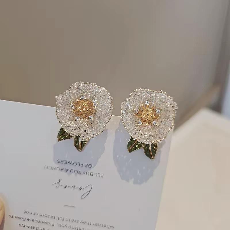 イヤリング レディース 山茶花 人工水晶 シルバー925 小さめ フラワーモチーフ アクセサリー 雑貨 ホワイト ブルー(x6)