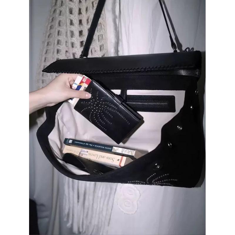 カードケース 春夏 レディース メンズ パスポートケース 財布 名刺入れ 兼用 ブラック 合成皮革 リベット 日常使い