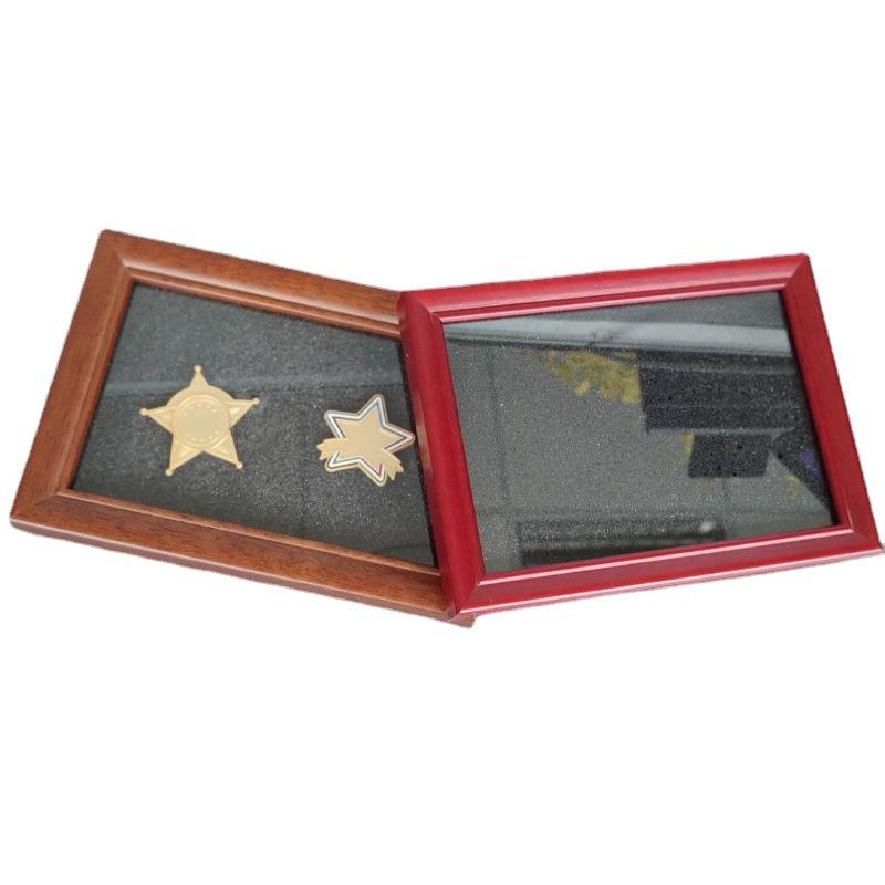 フォトフレーム 木製 徽章 収納ボックス 磁気 冷蔵庫マグネット 写真立て ブローチ 記念章 勲章 胡桃木..