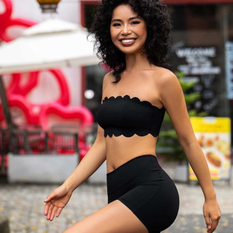 ヨガウェア レディース ブラトップ スポーツブラ カップ付き トレーニングウェア ランニング フィットネス 接触冷感 吸湿速乾 ノンワイヤー ずれにくい 伸縮性 インナー ショート丈 トップス