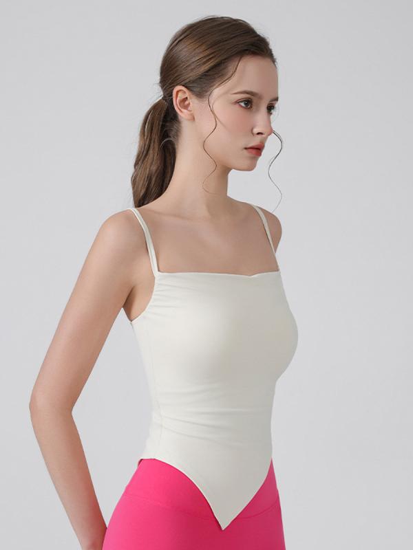 ヨガウェア レディース スポーツブラ カップ付き キャミソール タンクトップ トレーニング ランニング フィットネス ピラティス 吸湿速乾 ストレッチ 伸縮性 通気性 丹紫レッド ホワイト グリーン ブラック