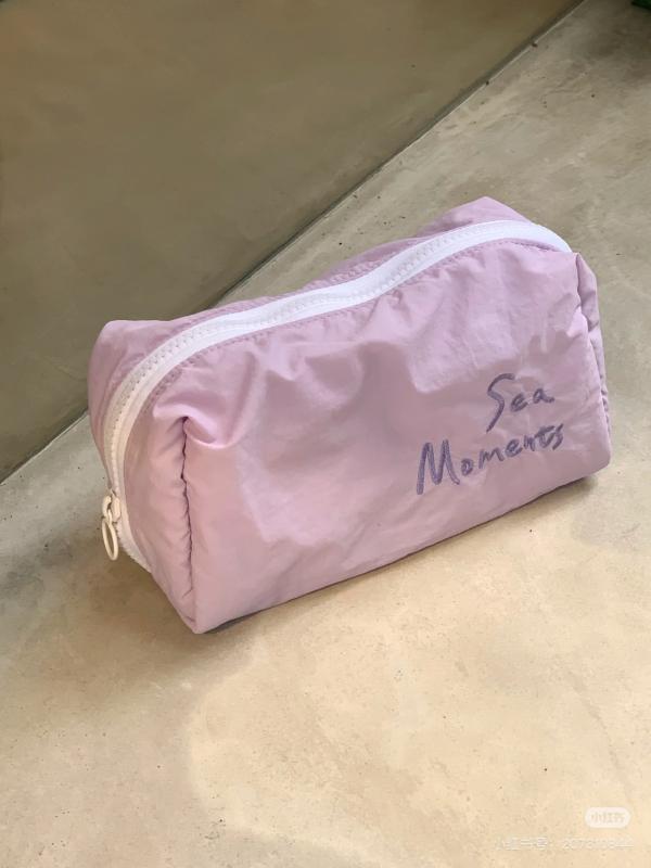 化粧ポーチ レディース 旅行用 大容量 持ち運び 整理収納 防水 柔らかい 風 無地 かわいい 軽量 拡張機能付き ミルクホワイト ライトブルー ラベンダー