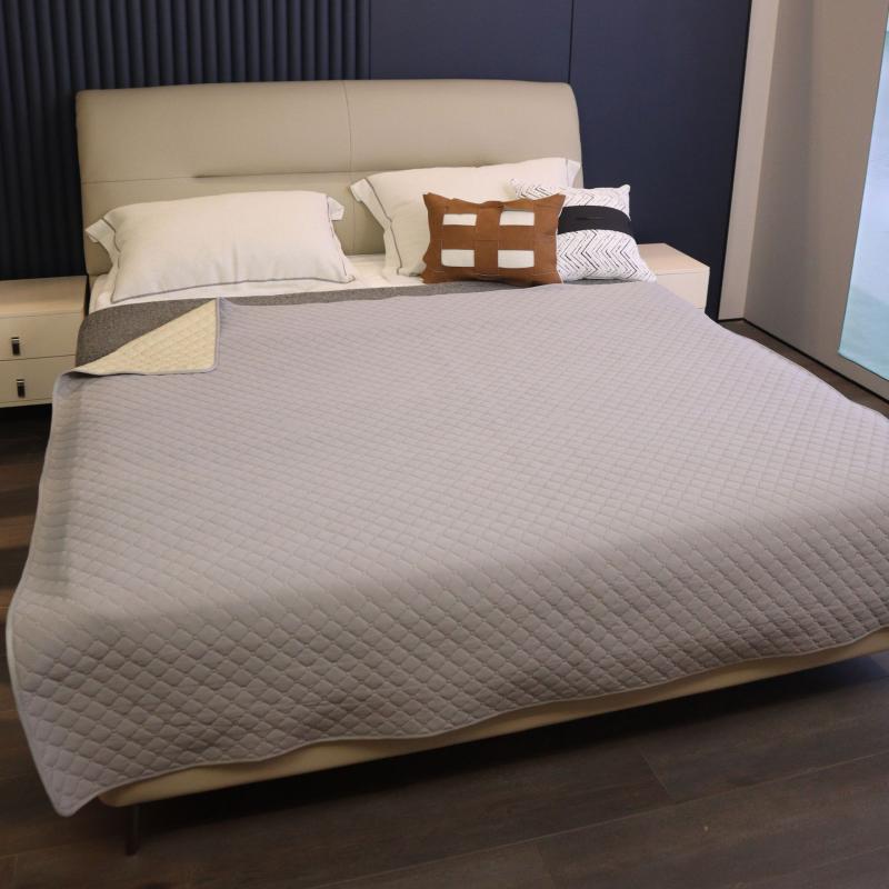 ペット用ひんやりマット 犬 猫 接触冷感マット 冷却マット 夏用 熱中症対策 暑さ対策 通気性 車用 家庭用 涼感 冷感 敷きパッド ベッドパッド