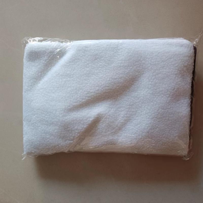 ペット用ベッド 犬 猫 大判 フリース 暖かマット 冬用 取り外し可能 洗える 防水 ホワイト(x2)