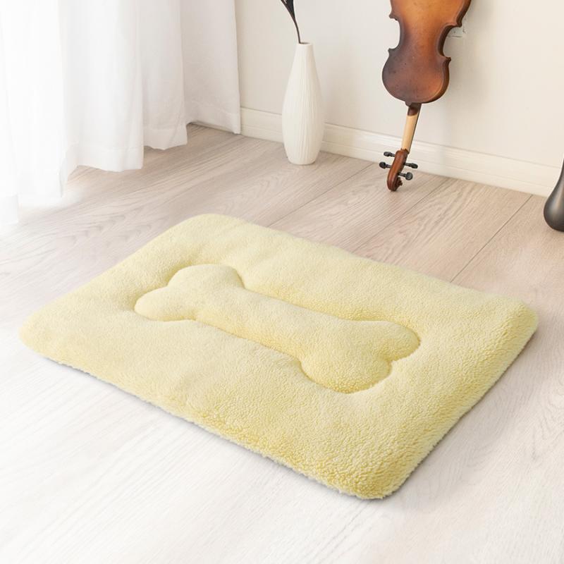 ペット用暖マット 犬 猫 ペットマット 羊毛 黄色 骨柄 あったかマット 滑り止め 60 45cm(x50)