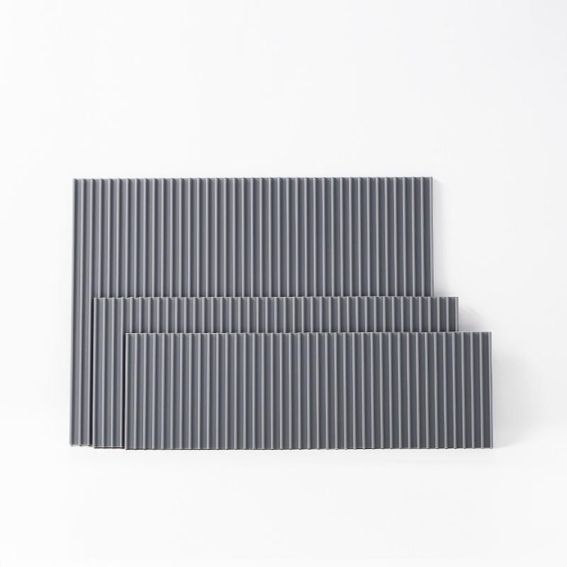 シリコン 水切りマット 両面 滑り止め 断熱マット 多機能 折りたたみ式 スクエア ランチョンマット プレースマット 大判 中判 小判 無地 シンプル(x2)