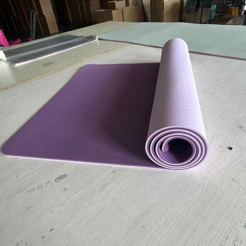 ヨガマット レディース 初心者 滑り止め TPE 183cm×61cm 厚さ6mm ダブルカラー フィットネス トレーニ..