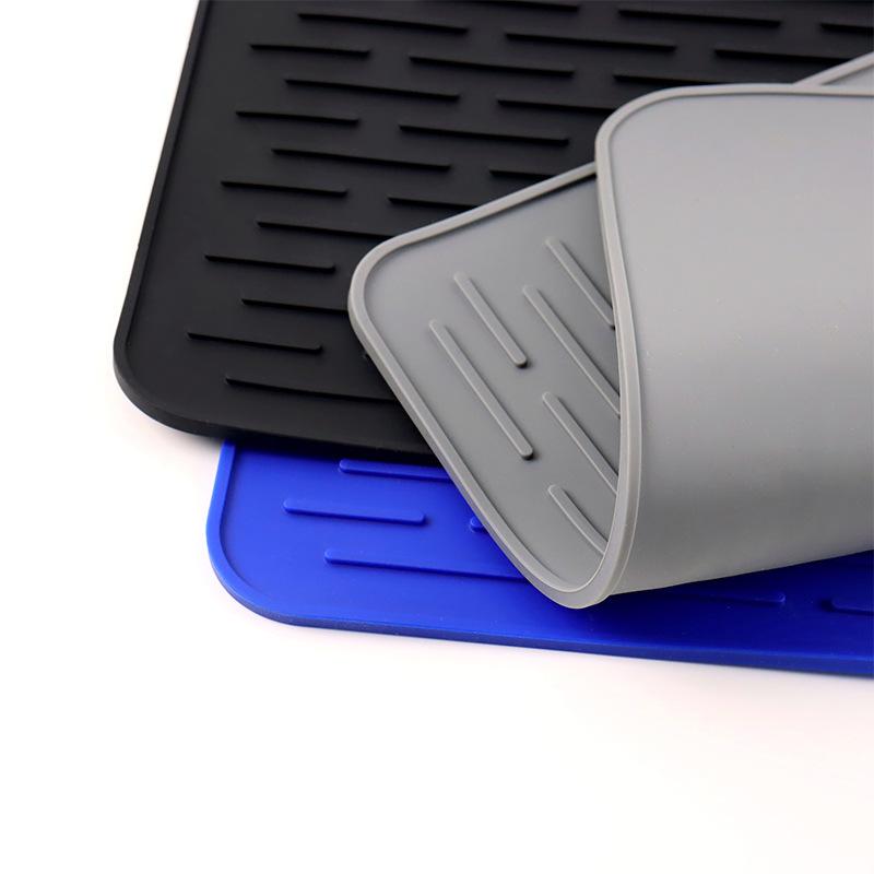 テーブルマット シリコンマット 耐熱マット 40cm×30cm ワークトップマット 作業台マット 食器乾燥マット グラス置きマット シンプル 無地 ブラック グレー2