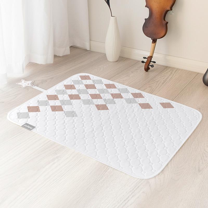 ペット用 尿取りパッド 犬 猫 トレーニングマット 折りたたみ 吸水 速乾 洗える 再利用可能 介護 おしっこシート2