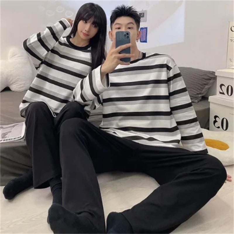 パジャマ レディース メンズ 春秋 長袖 ルームウェア 上下セット 薄手 部屋着 寝間着 丸首 ポリエステル かわいい 快適 灰条纹 黒条纹 黒灰 黒杏笑脸 大条纹 緑条 徽章 简约条纹
