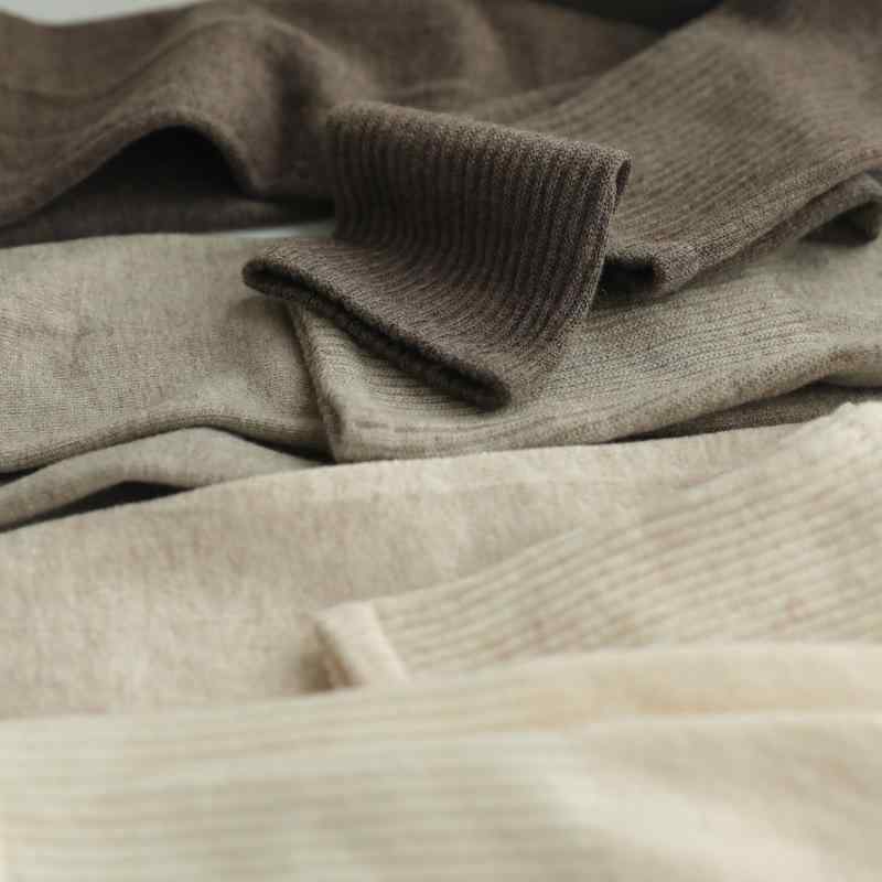 靴下 レディース 秋冬 ウール混 オーバーニーソックス 厚手 あったか 黒 白 美脚 ロングソックス 大腿丈 高品質 伸縮性 防寒 冷え取り